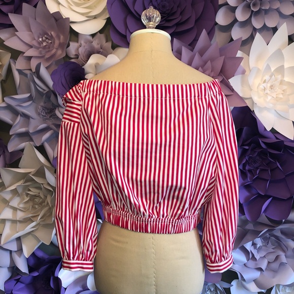 Stripped off the shoulder top - Picture 3 of 3